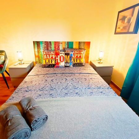 Next To Paseo De Gracia Rooms Barcelona Bagian luar foto